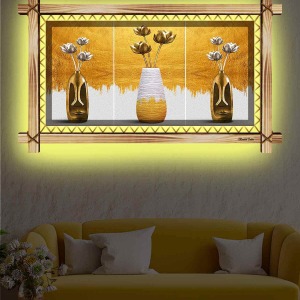 GOLD VE BEYAZ VAZODA ÇİÇEKLER RUSTİK LEDLİ TABLO